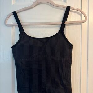 Lululemon Black Ribbed Cropped Tank